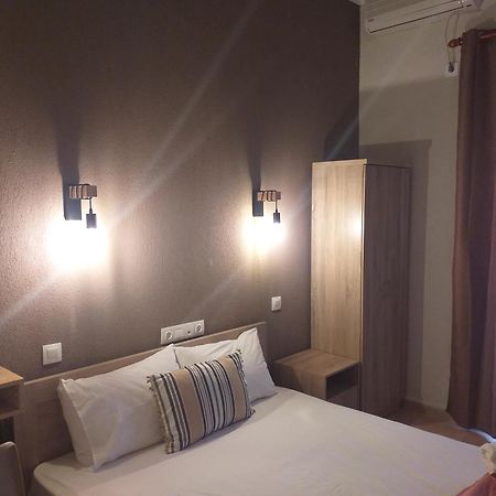 Hotel Isidora Loutros Bagian luar foto