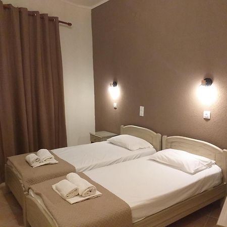 Hotel Isidora Loutros Bagian luar foto