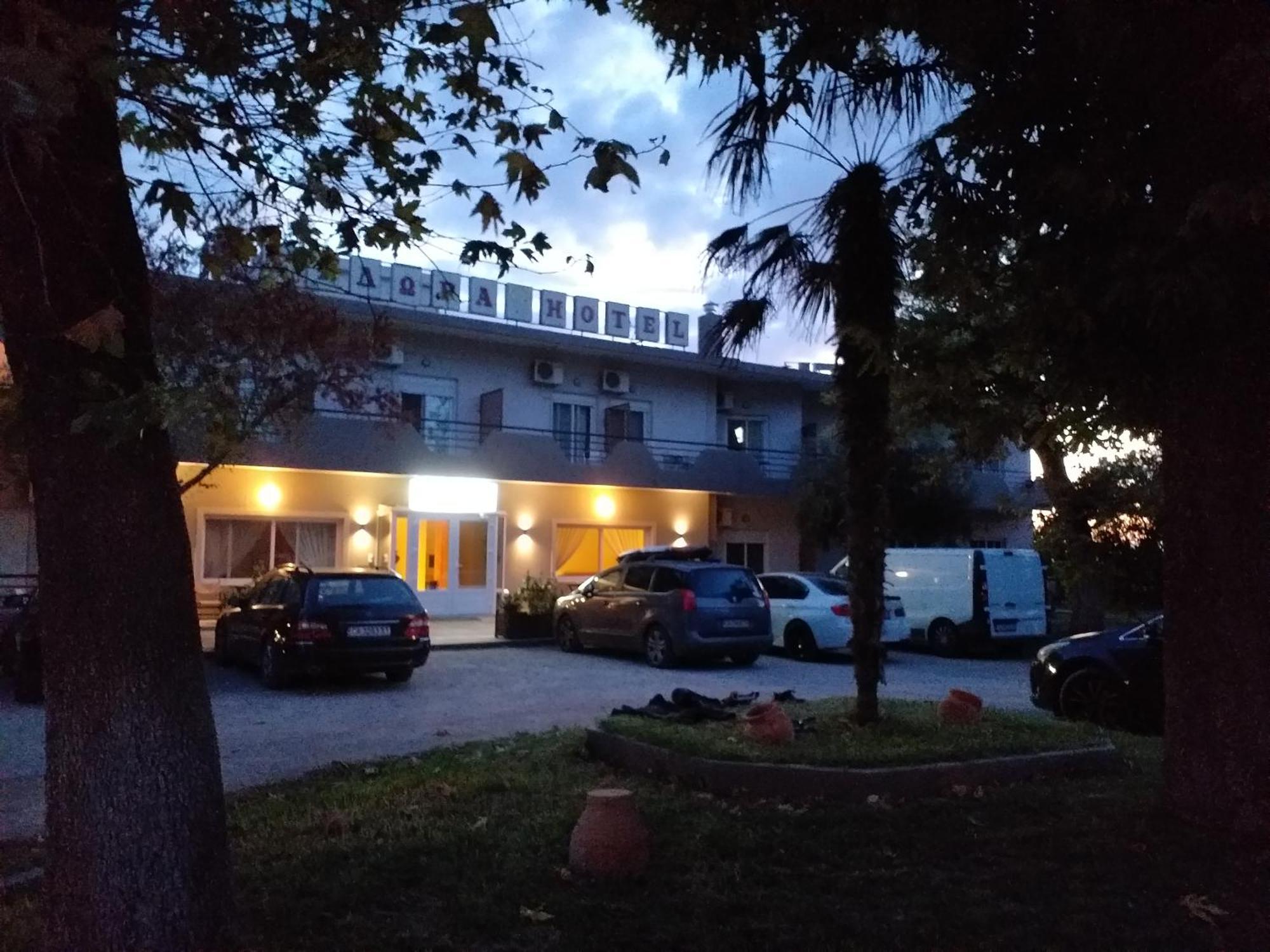 Hotel Isidora Loutros Bagian luar foto