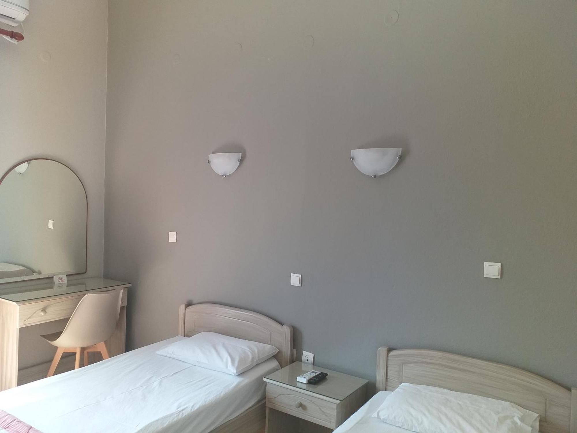 Hotel Isidora Loutros Bagian luar foto