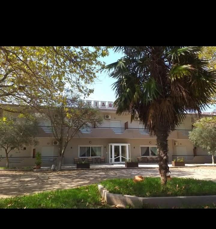 Hotel Isidora Loutros Bagian luar foto