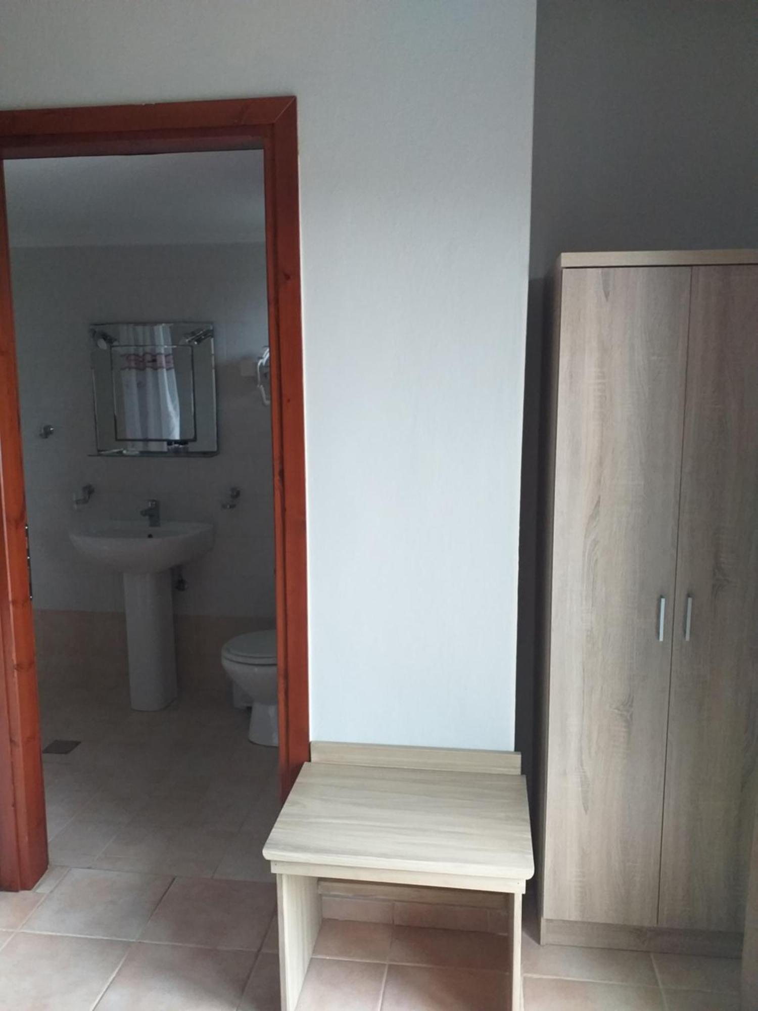 Hotel Isidora Loutros Bagian luar foto