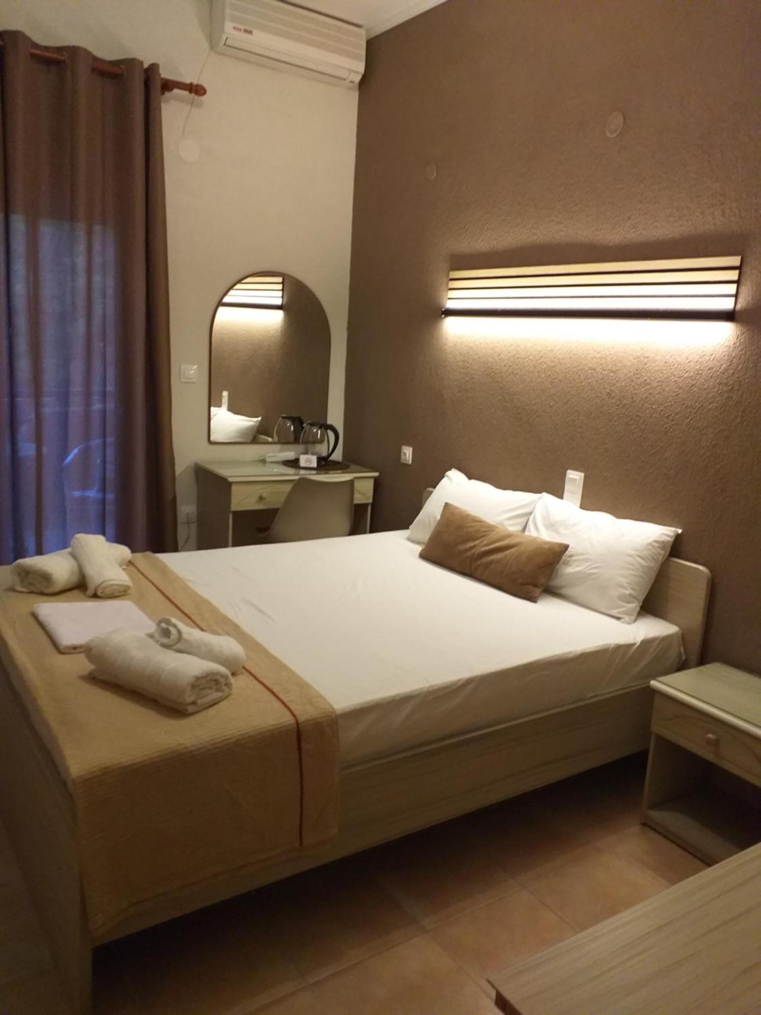 Hotel Isidora Loutros Bagian luar foto