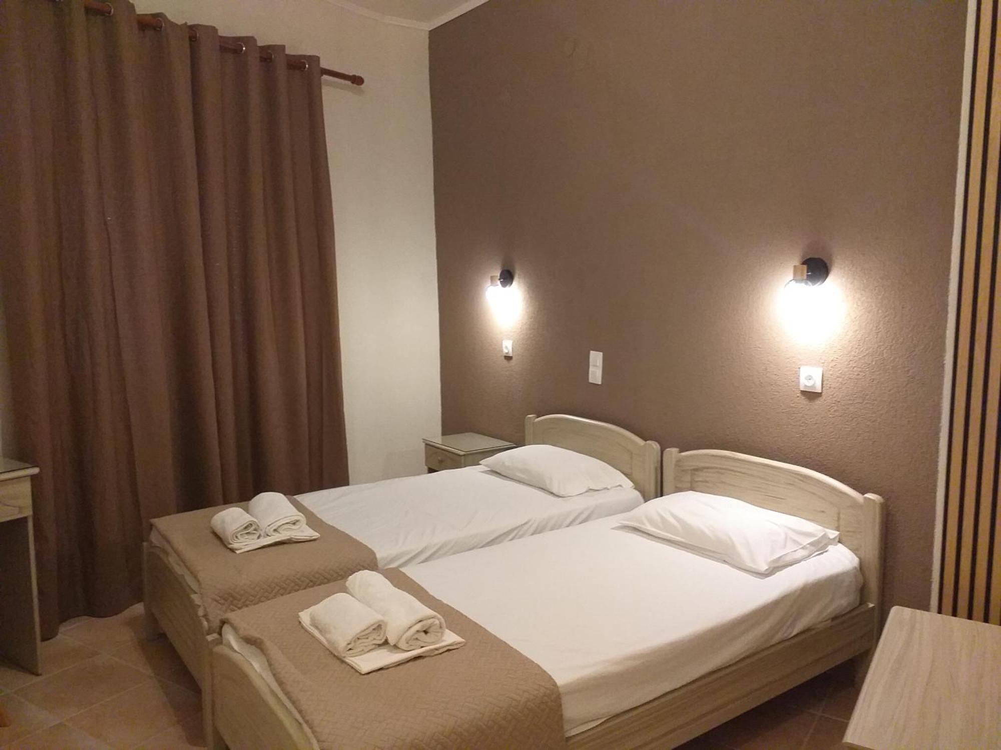 Hotel Isidora Loutros Bagian luar foto