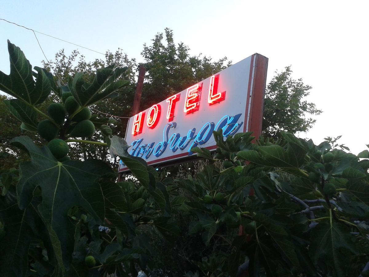 Hotel Isidora Loutros Bagian luar foto